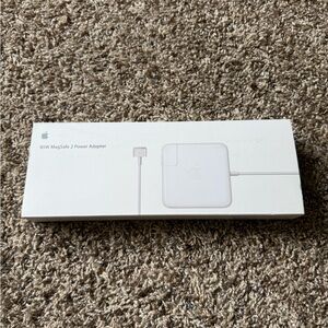 Never Used Apple MagSafe 2 Charger 85W 🤍